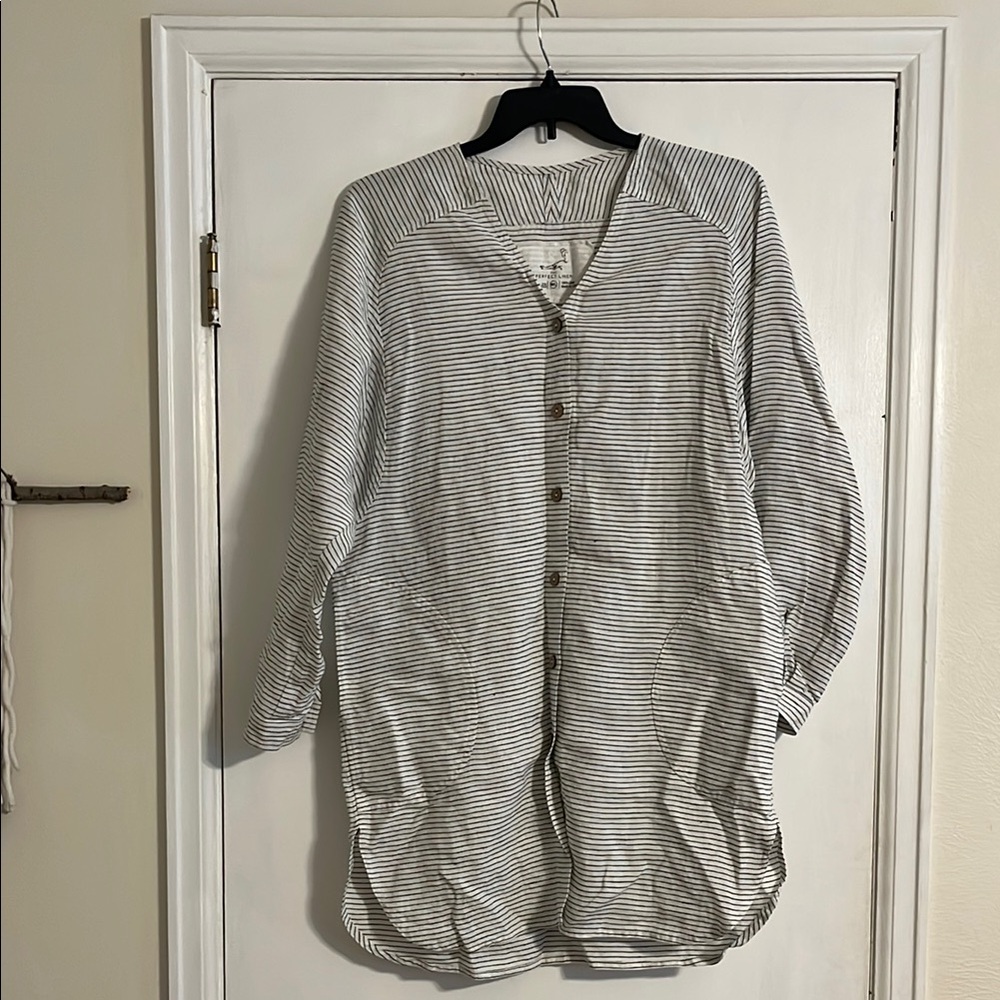 notPERFECTLINEN Striped Gray Tunic Top